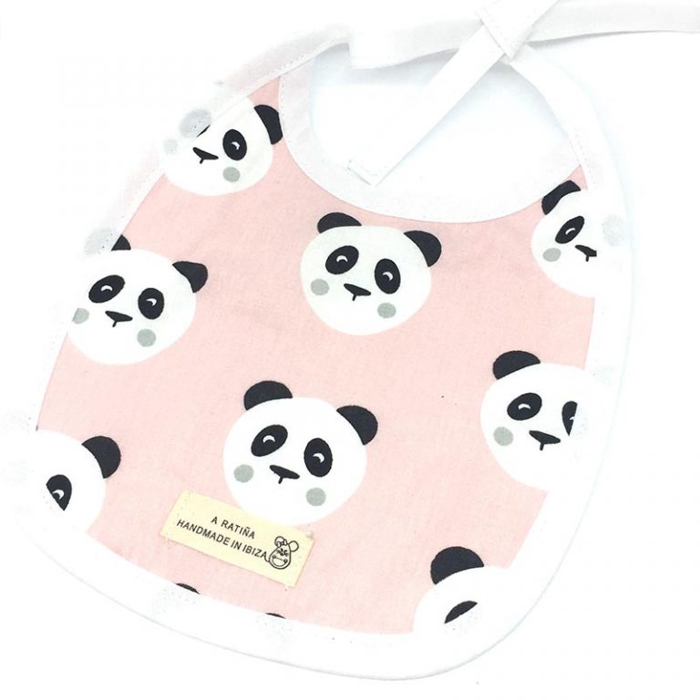babero plastificado panda rosa